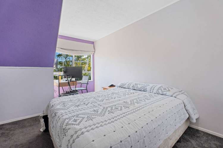 8 Evanda Crescent Conifer Grove_9