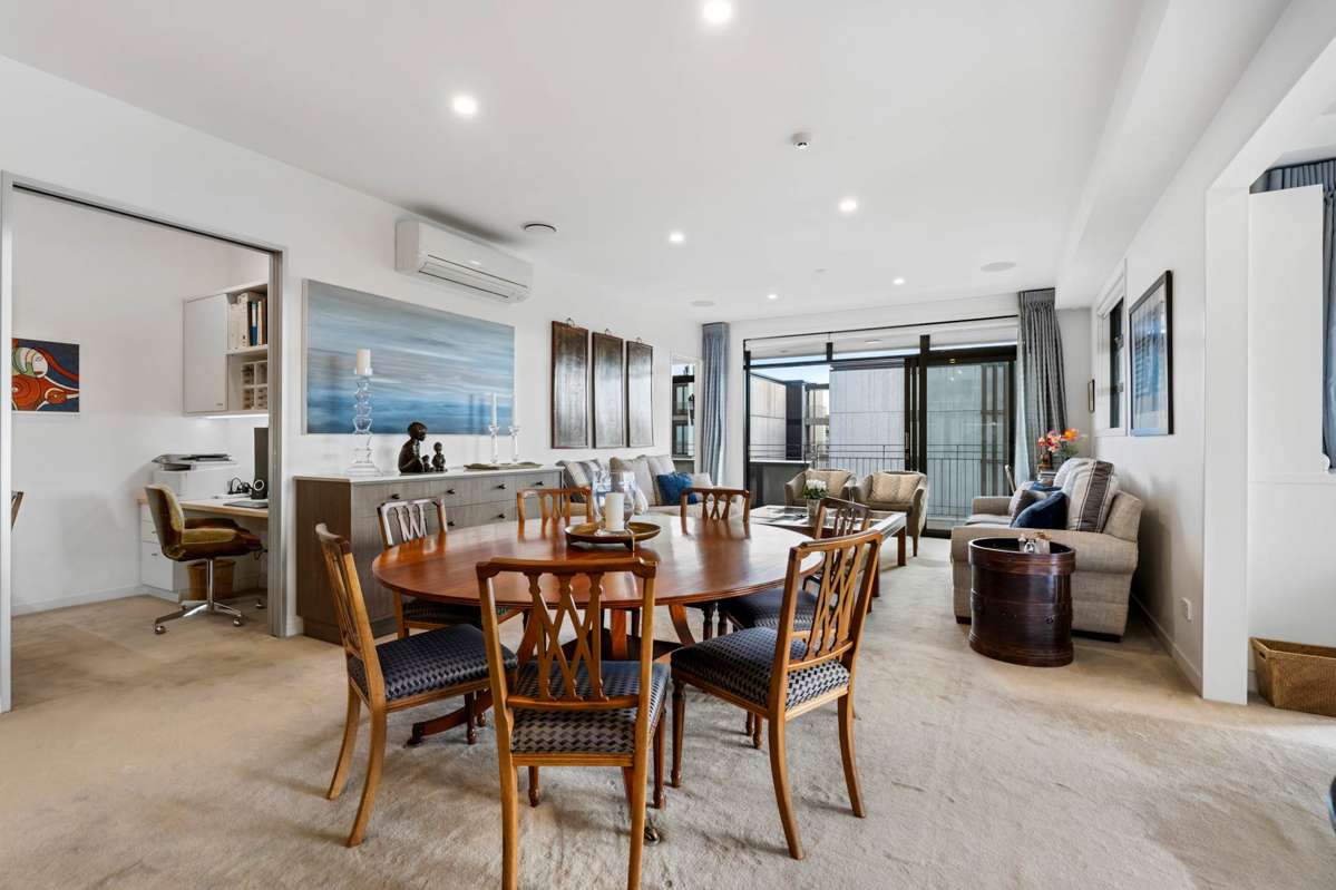 304/2 Bluegrey Avenue_2