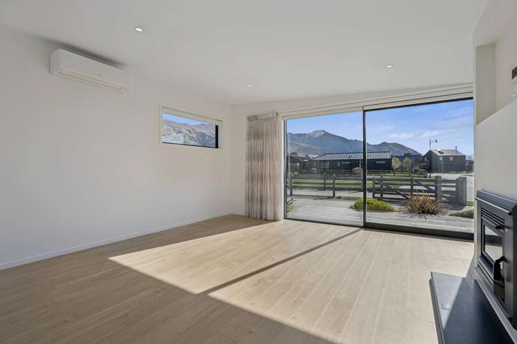 5 Wallace Place Wanaka_8