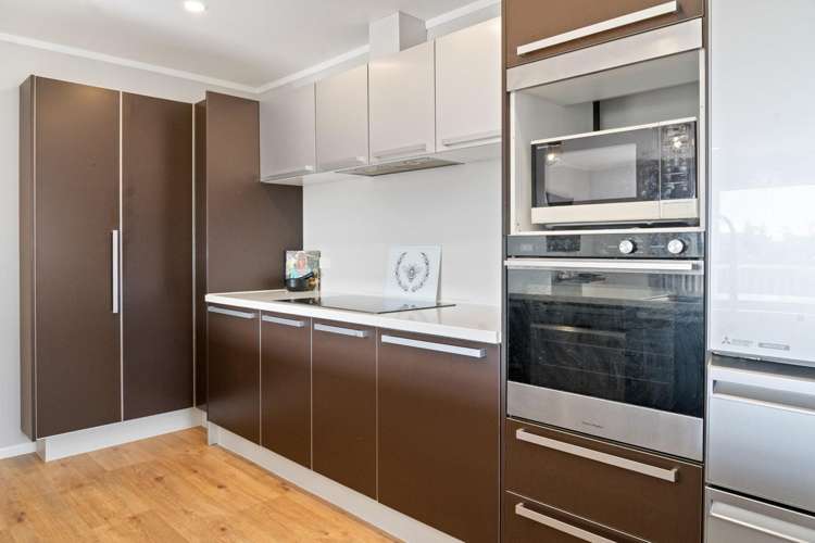 8 Lorna Place Brookfield_14