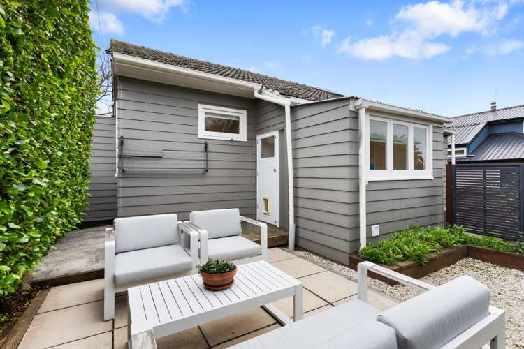 1/6 Riverview Road New Lynn_11