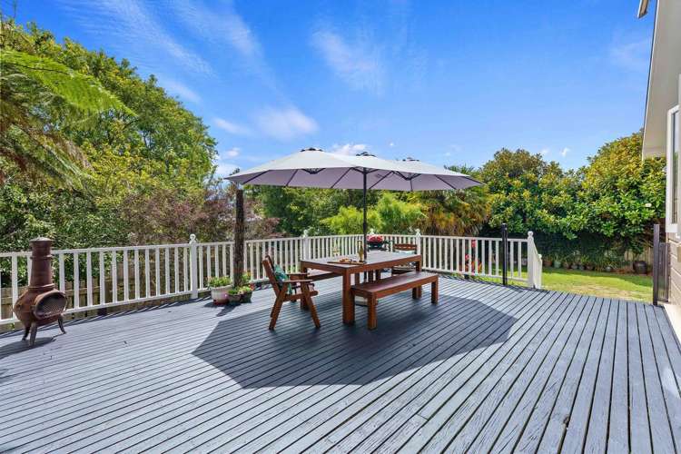 3 Wedgewood Grove Raumati Beach_23