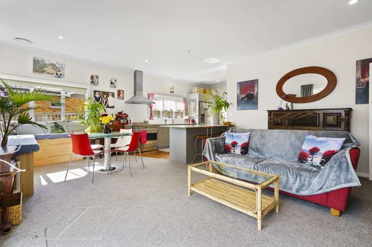 100 Macfarlane Street Hamilton East_6