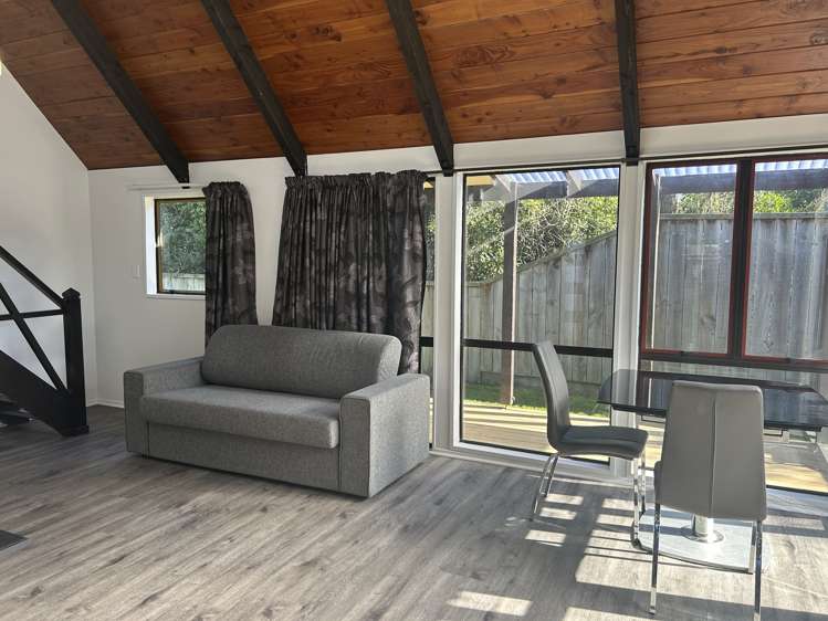 75A Racecourse Avenue_4