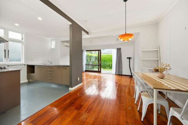 2/9 Essex Road Mt Eden_3