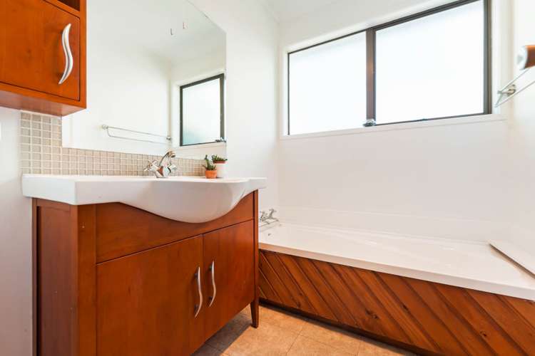 157 Gills Road Half Moon Bay_17