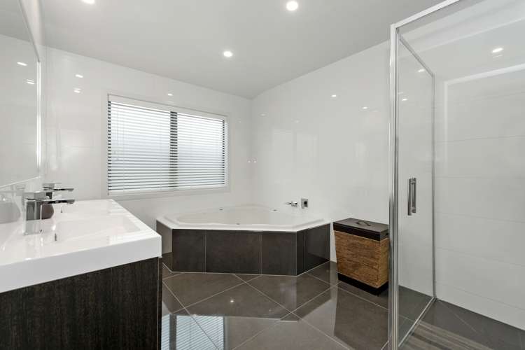 16 Mataroa Crescent Flagstaff_12