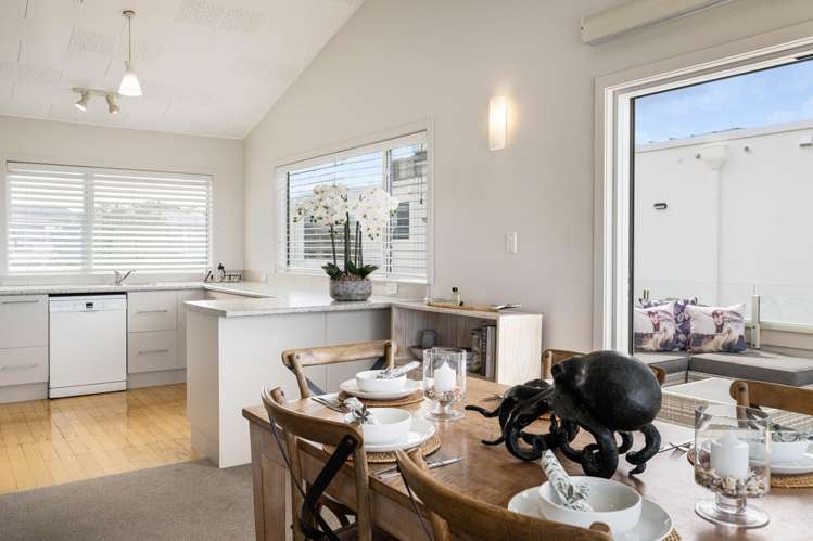 106 Pohutukawa Crescent Whangamata_19