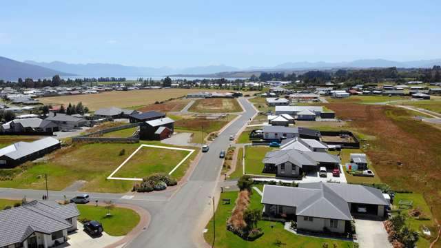 2 Tawera Place Te Anau_3