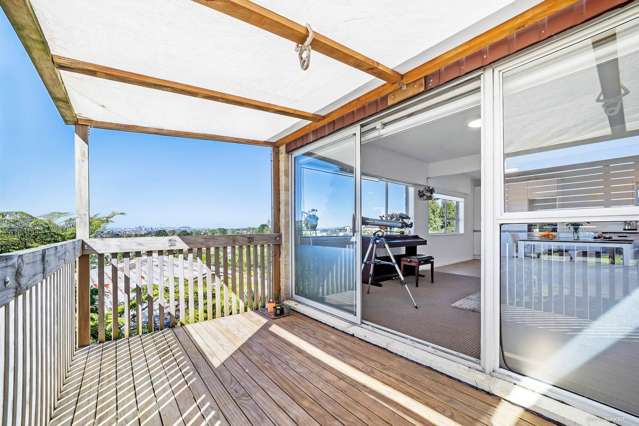 2/1a Girrahween Drive Totara Vale_2