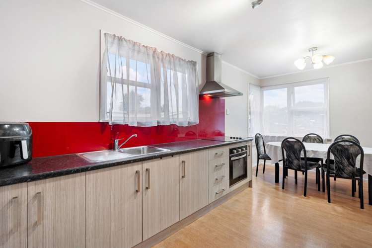 18 Sandra Avenue Otara_9