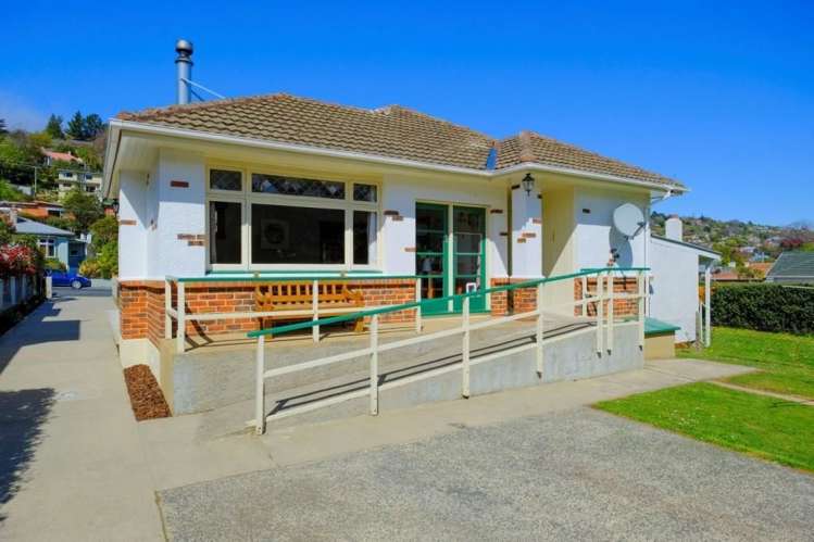 421 North Road North East Valley_0