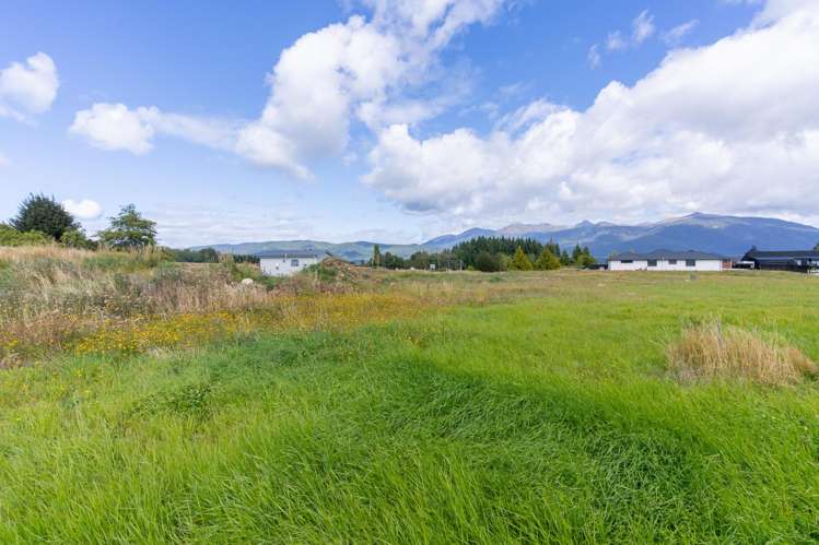 28 Ralph Moir Drive Te Anau_2