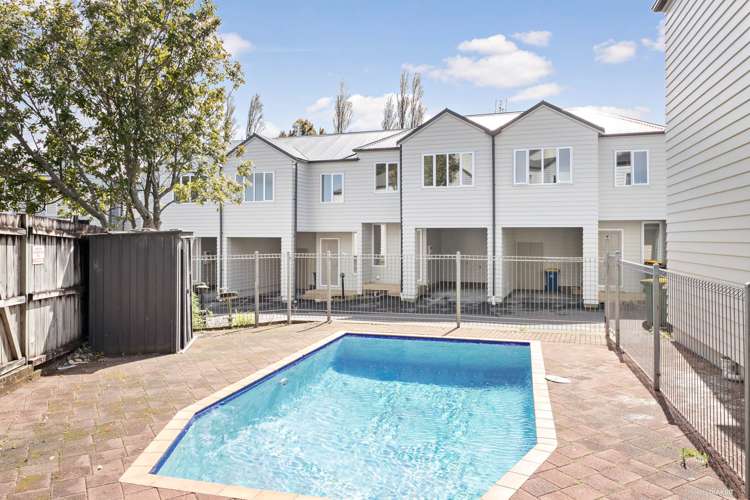 10/30 John Jennings Drive Oteha_15