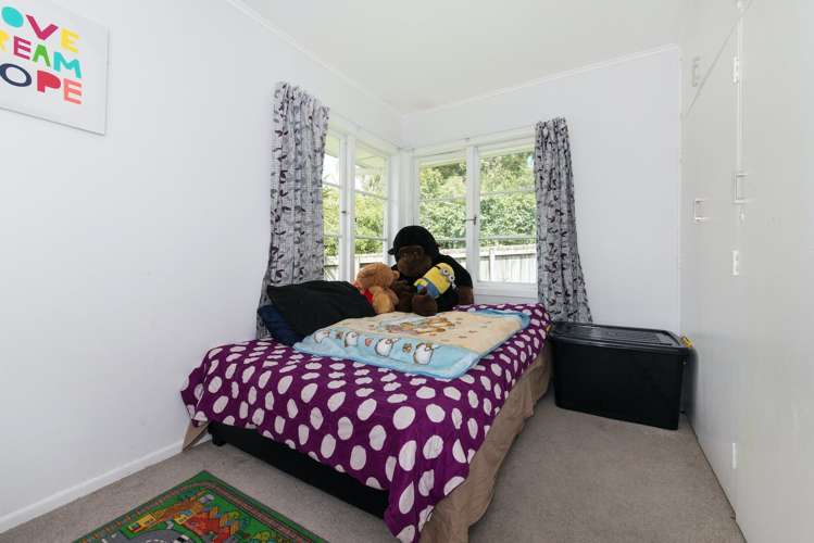 27 Paton Avenue Te Atatu South_13