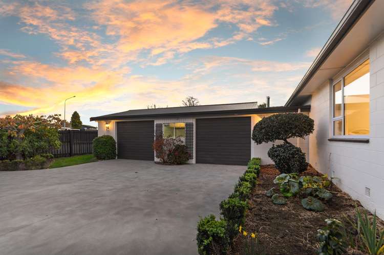 12 Petries Road Woodend_14