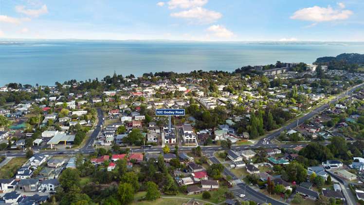 92c Godley Road Green Bay_24