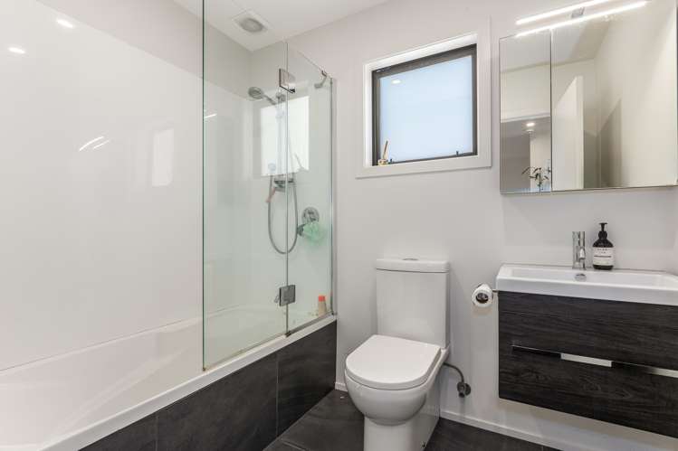 38 Astelia Way Woodridge_13