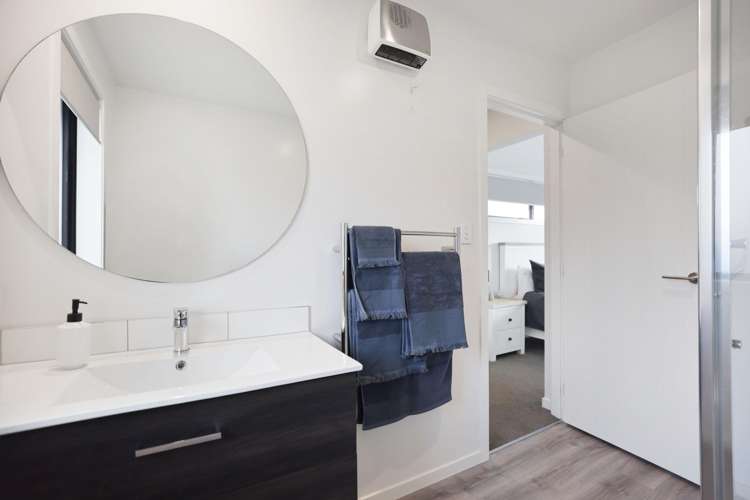 6 Redhaven Rise Netherby_23