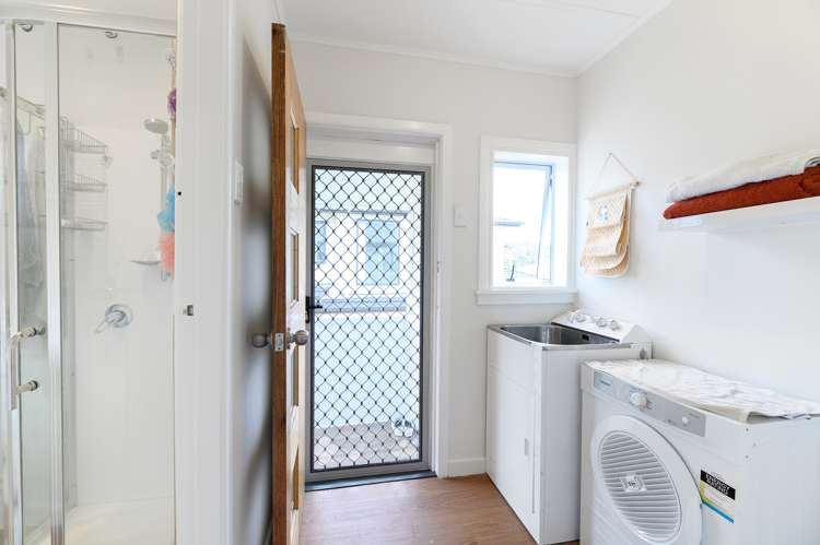 46 Glendale Road Glen Eden_12