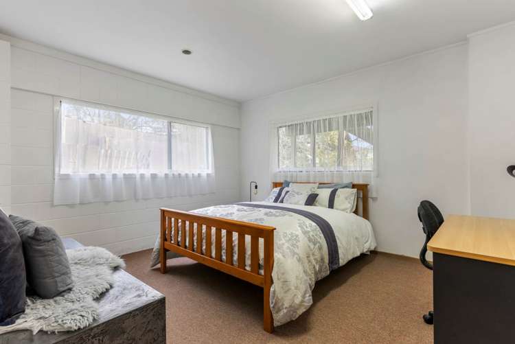 4200 Great North Road Glendene_20