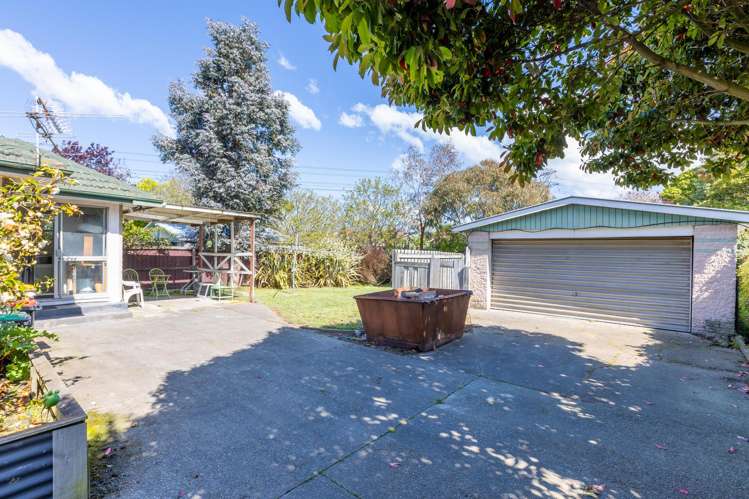 37 Appleby Crescent Burnside_13
