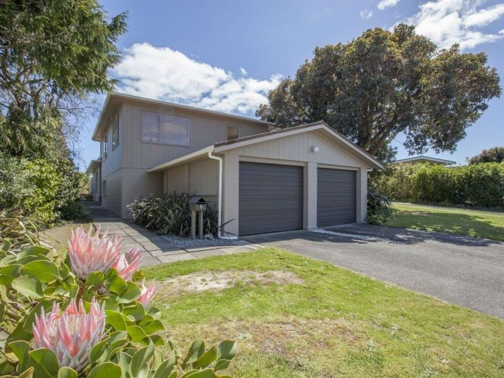 9 Kingswood Grove Raumati Beach_0