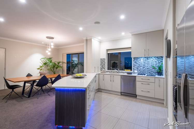 216b Sutherland Road Lyall Bay_13