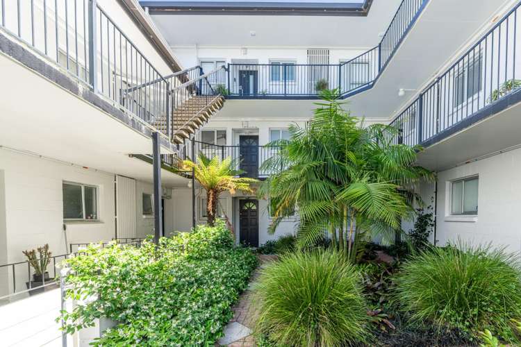 11/24a Hamilton Road Herne Bay_10