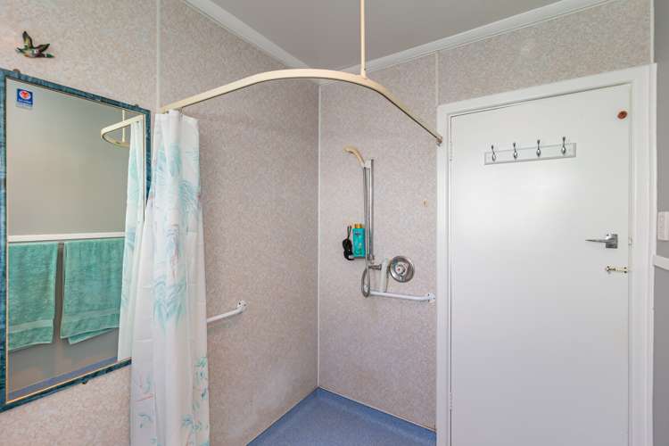 89 Bartholomew Road Levin_10