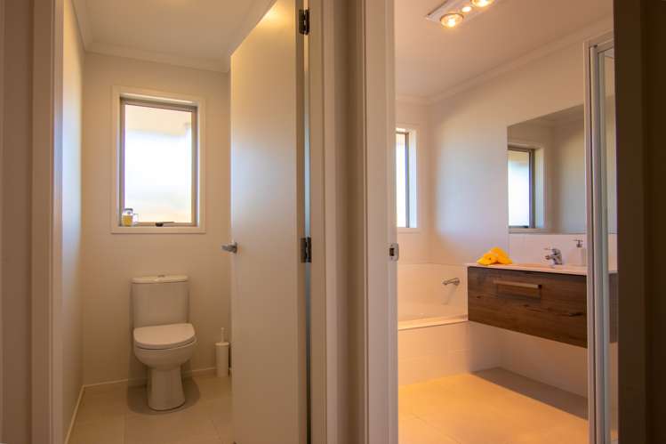 35 West Thompson Street Leamington_13