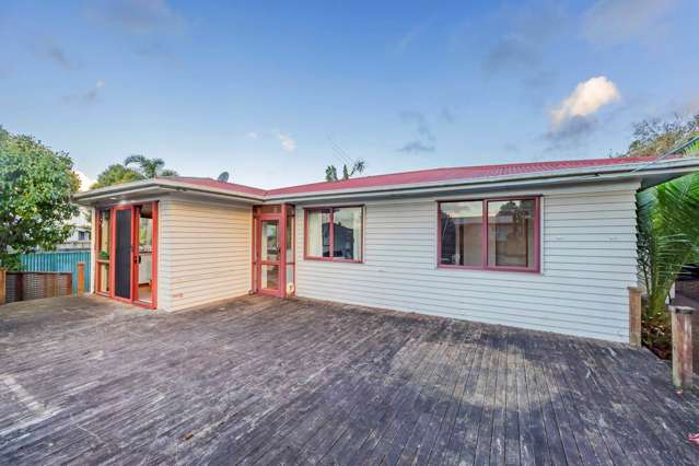 108a Mcleod Road Te Atatu South_2