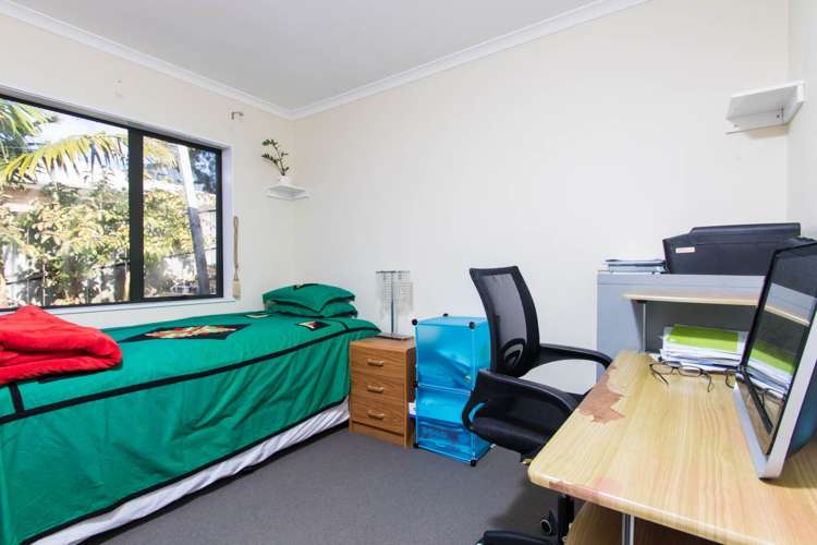 22 Exotic Place Massey_17