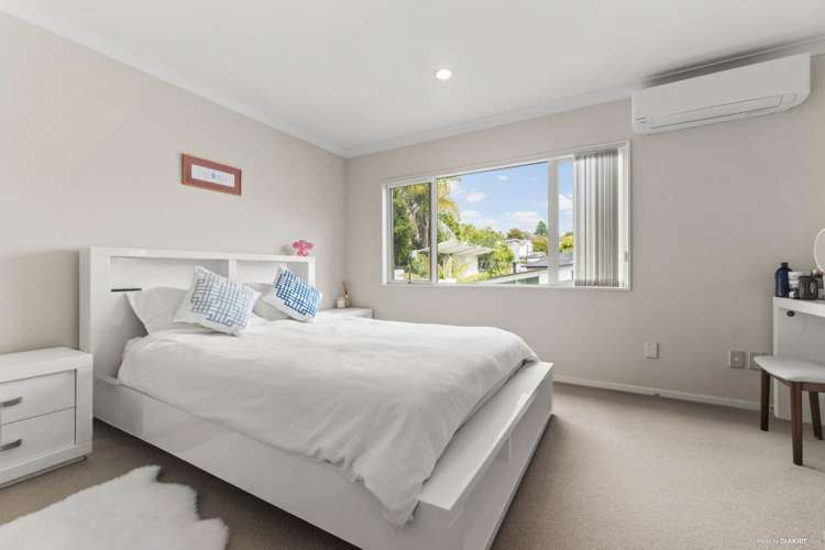 684 Beach Road Browns Bay_13