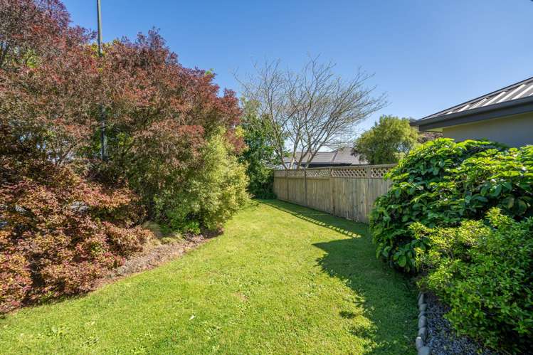 4 Hollybush Drive Brightwater_23