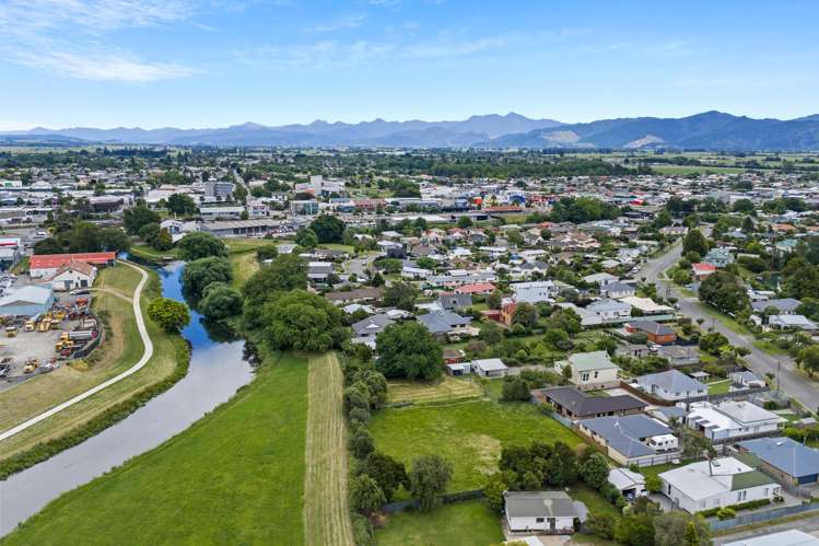 42 Dillons Point Road Islington_21