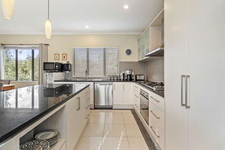 14 Durbin Court Greenhithe_5