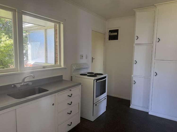 1/6 Stone Street Hauraki_5