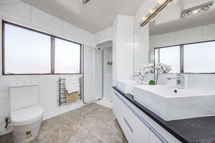 6 Majesty Place Half Moon Bay_20