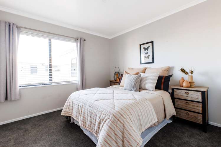 4 Commodores Close Coastlands_10