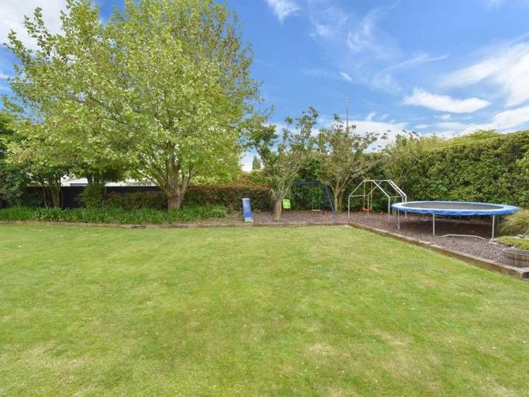 2 Woodglen Drive Woodend_15