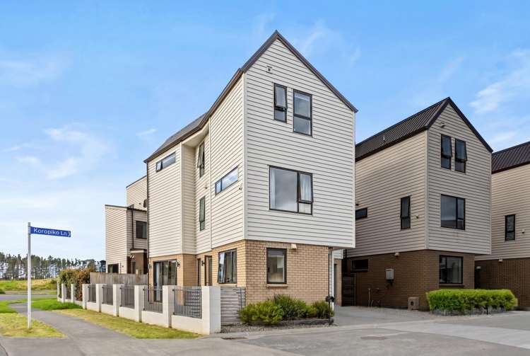 2 Koropiko Lane Flat Bush_20