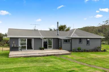 178 West Coast Road_1