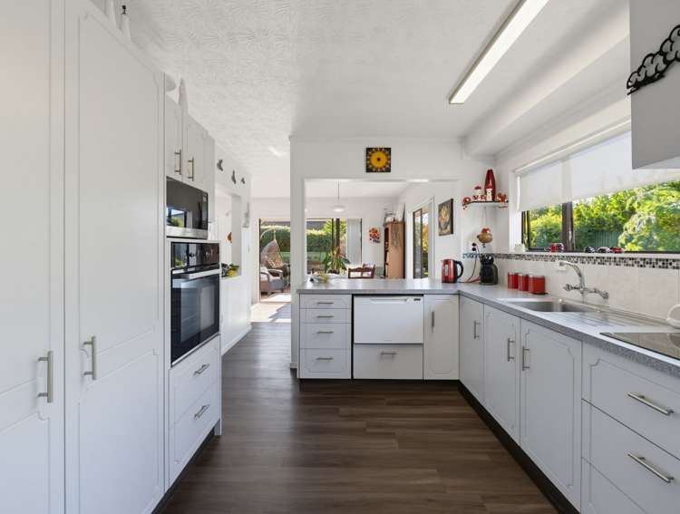 10 Fern Grove Taradale_6