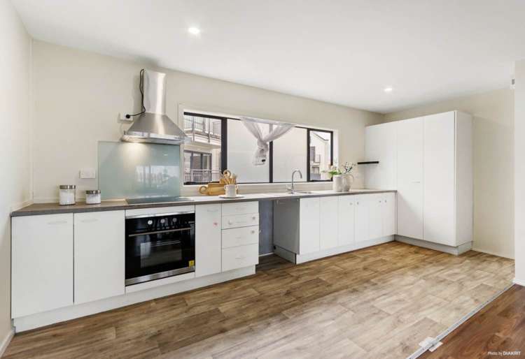 10/6 Ambrico Place New Lynn_3