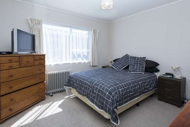 2/81 Wellington Street Howick_11