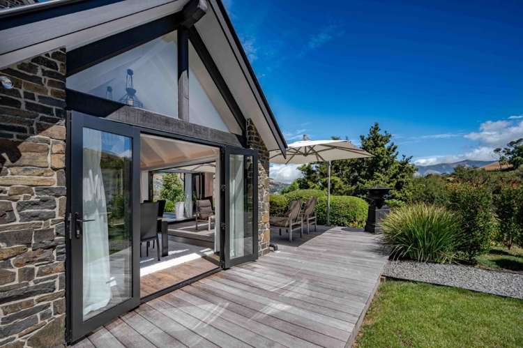 6890 Christchurch Akaroa Road Takamatua_23