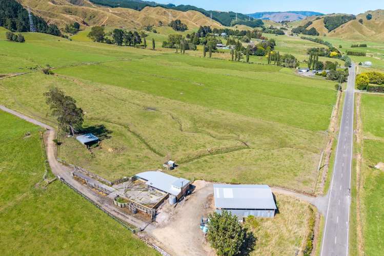 650 Waitohu Valley Road Manakau_15