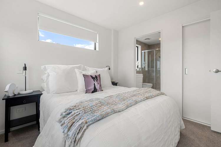 301/2A Truro Road Sandringham_8