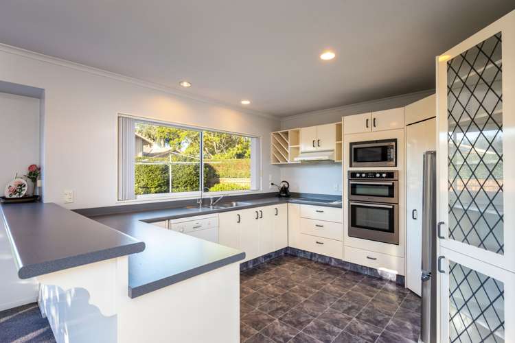 3a Kinross Drive Merrilands_7